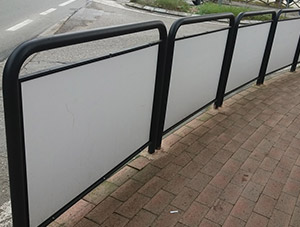 Dissuasori ad arco pubblicitari